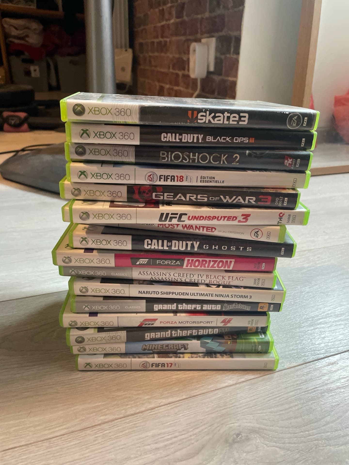 Lot de 16 jeux Xbox 360