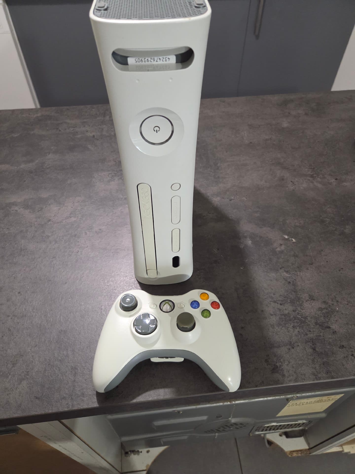 Console Xbox 360 (modèle original) avec manette
