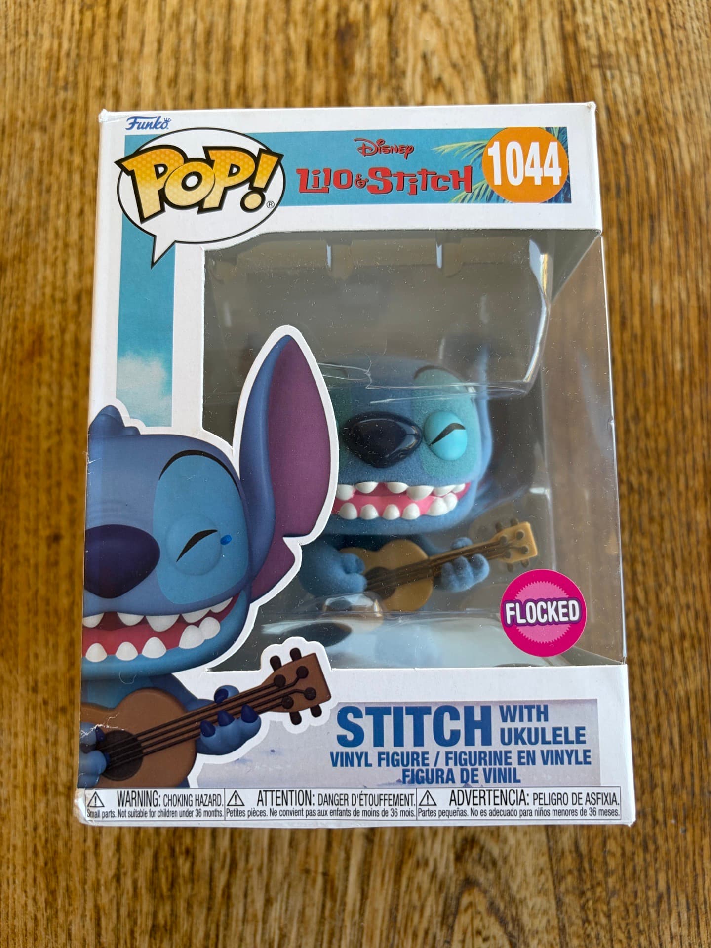 Funko POP! Disney Lilo & Stitch #1044 Stitch Ukulele Flocked