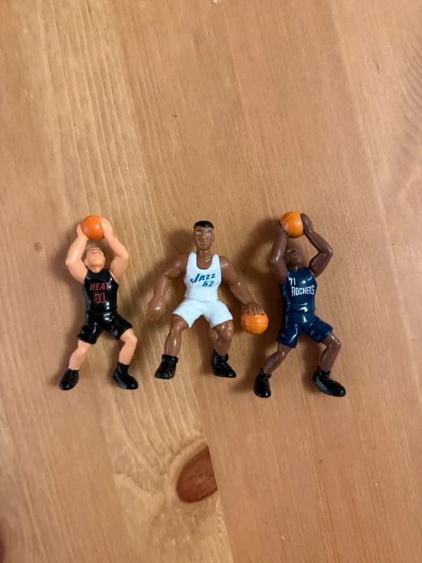 Jouets basket kelloggs
