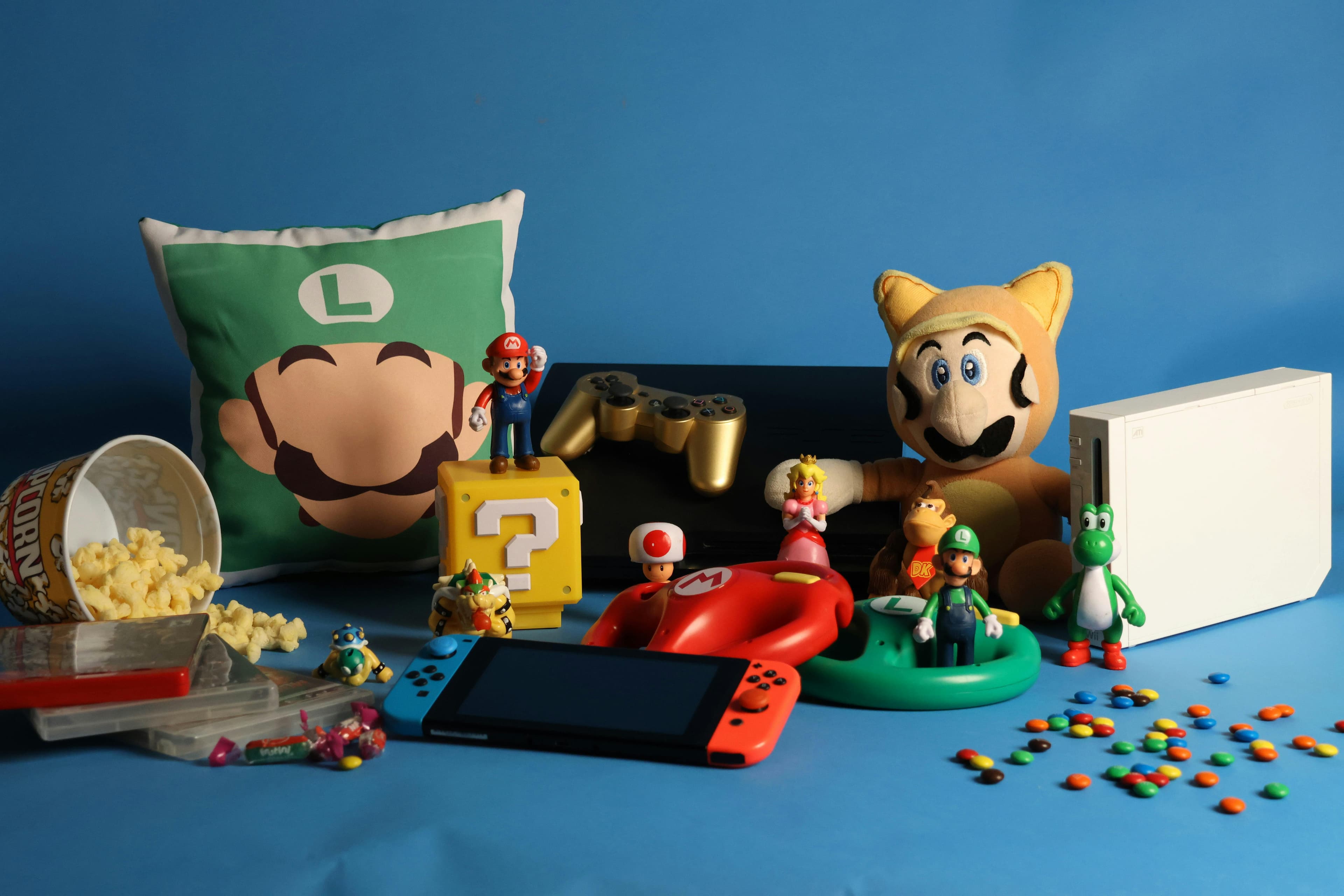 Goodies Nintendo : peluches, coussins, figurines Mario